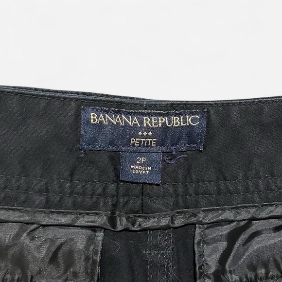 🎷 Banana Republic Shorts~Women’s Sz 2 Petite~Black~Cuffed Hem~Low-Mid Rise - Picture 7 of 10